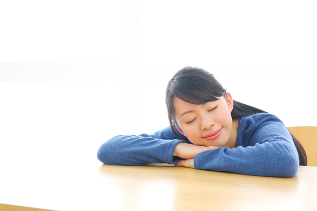 解消法 午後の眠気を解消する対処方法や対策・原因・特徴について