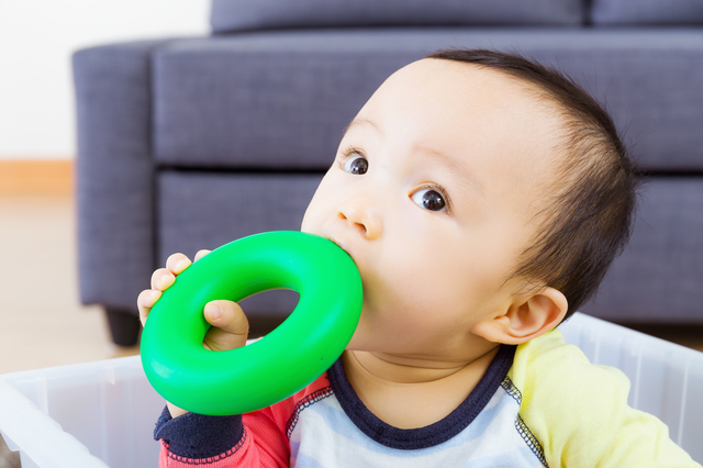 幼児の噛み癖を解消する対処方法や対策・原因・特徴について